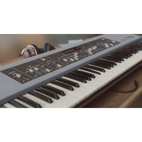 AX73